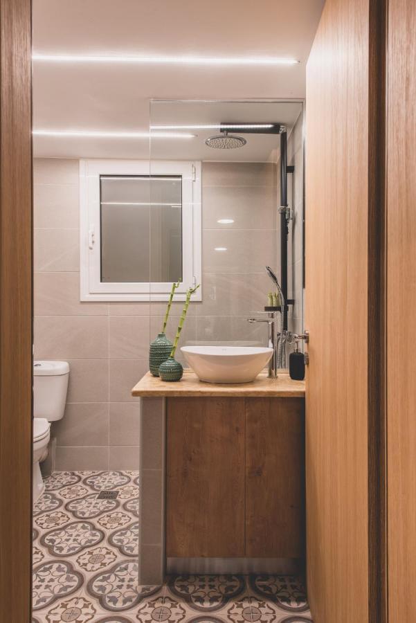 Living Stone Azurite: Luxury Acropolis-view With Jacuzzi Apartment