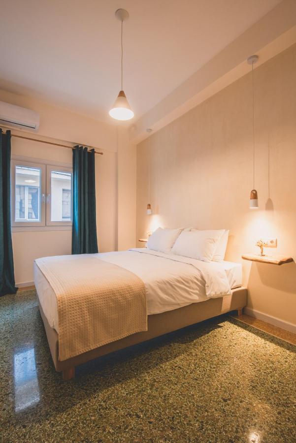 Living Stone Azurite: Luxury Acropolis-view With Jacuzzi Apartment Athens