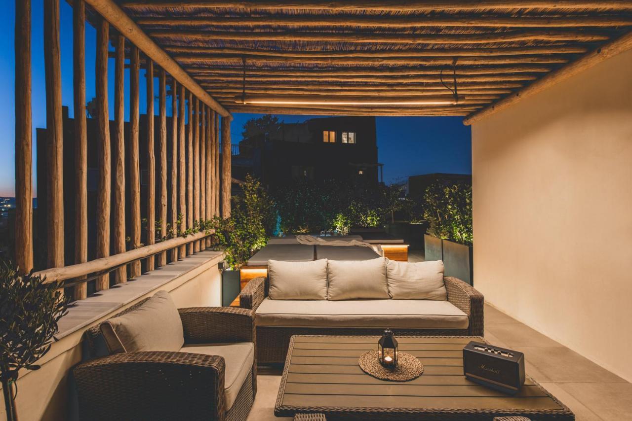 Apartment Living Stone Azurite: Luxury Acropolis-view With Jacuzzi Athens