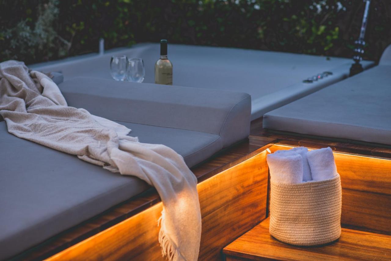Living Stone Azurite: Luxury Acropolis-view With Jacuzzi